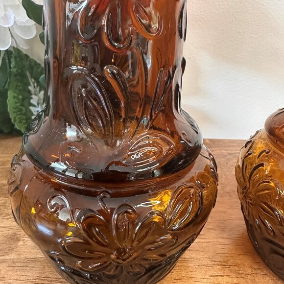 Vintage MCM Amber Glass Genie Bottles Pair Portugal Embossed Floral Decanter Vas - Picture 4 of 7